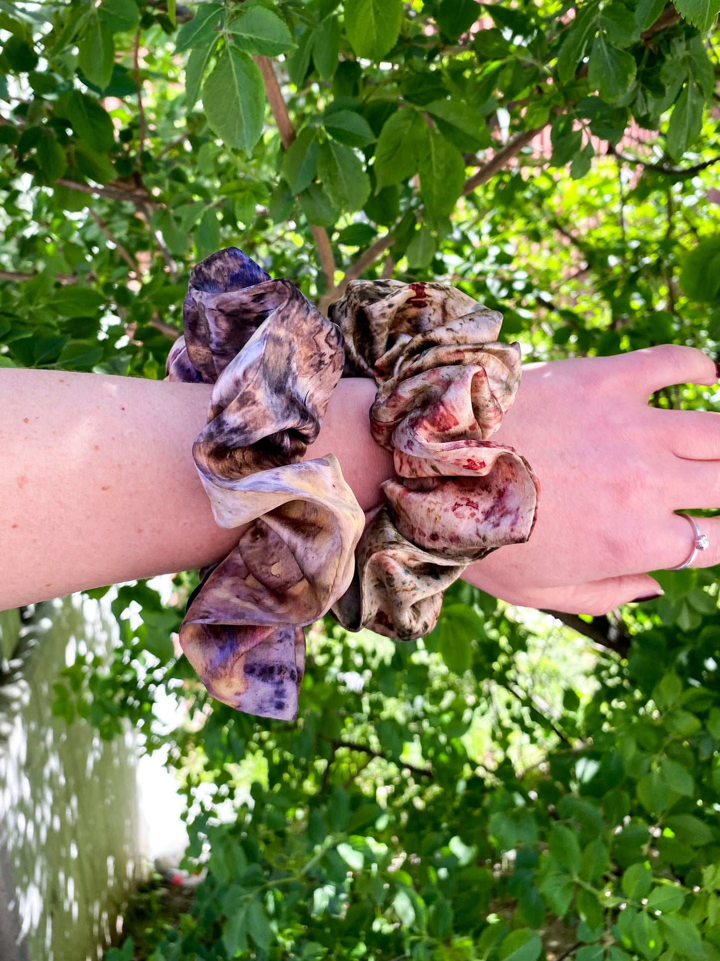 DECAY SCRUNCHIE #26