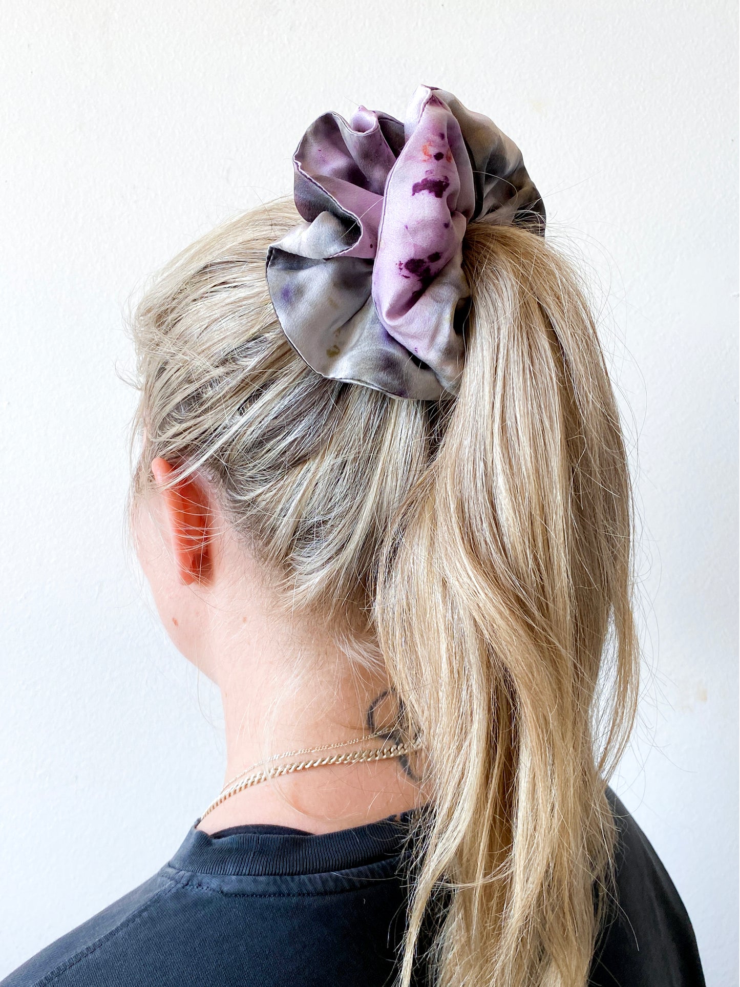 DECAY SCRUNCHIE #23