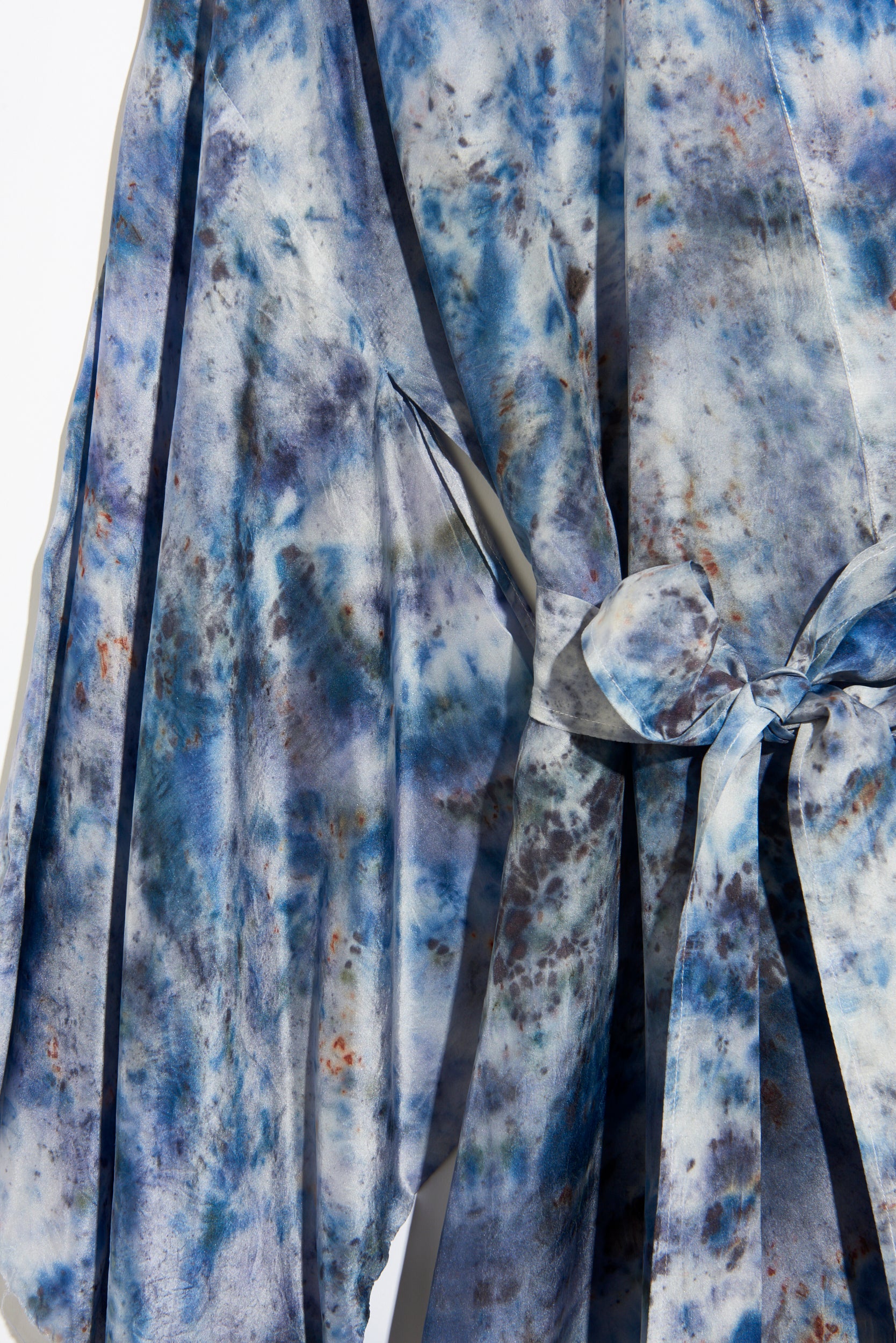 Artisan high fashion offering a small-scale range of unique pieces ...